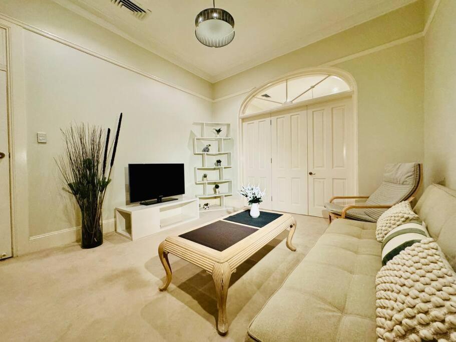Ferienhaus House 3 Bedrooms 2 Baths 2 Parkings In Mosman